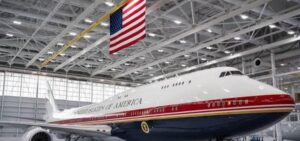"Trump swapped plane for security"