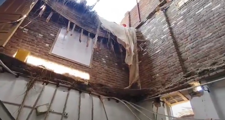 Building collapse kills 32 students in Pak